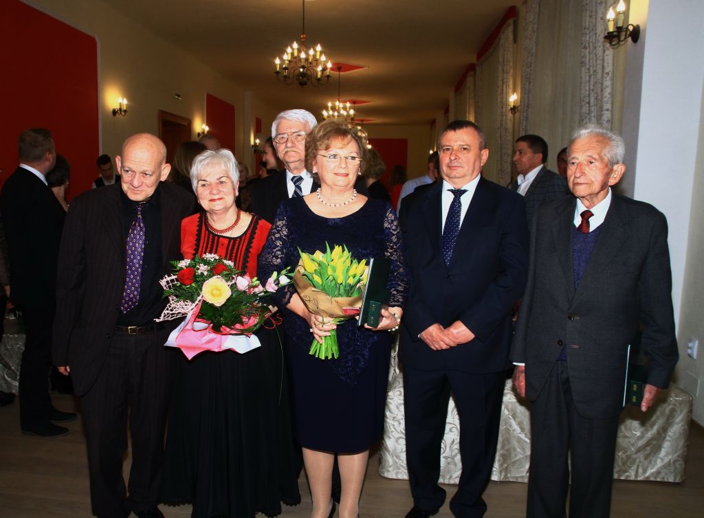 Magyar állami kitüntetéseket adott át Mile Lajos főkonzul