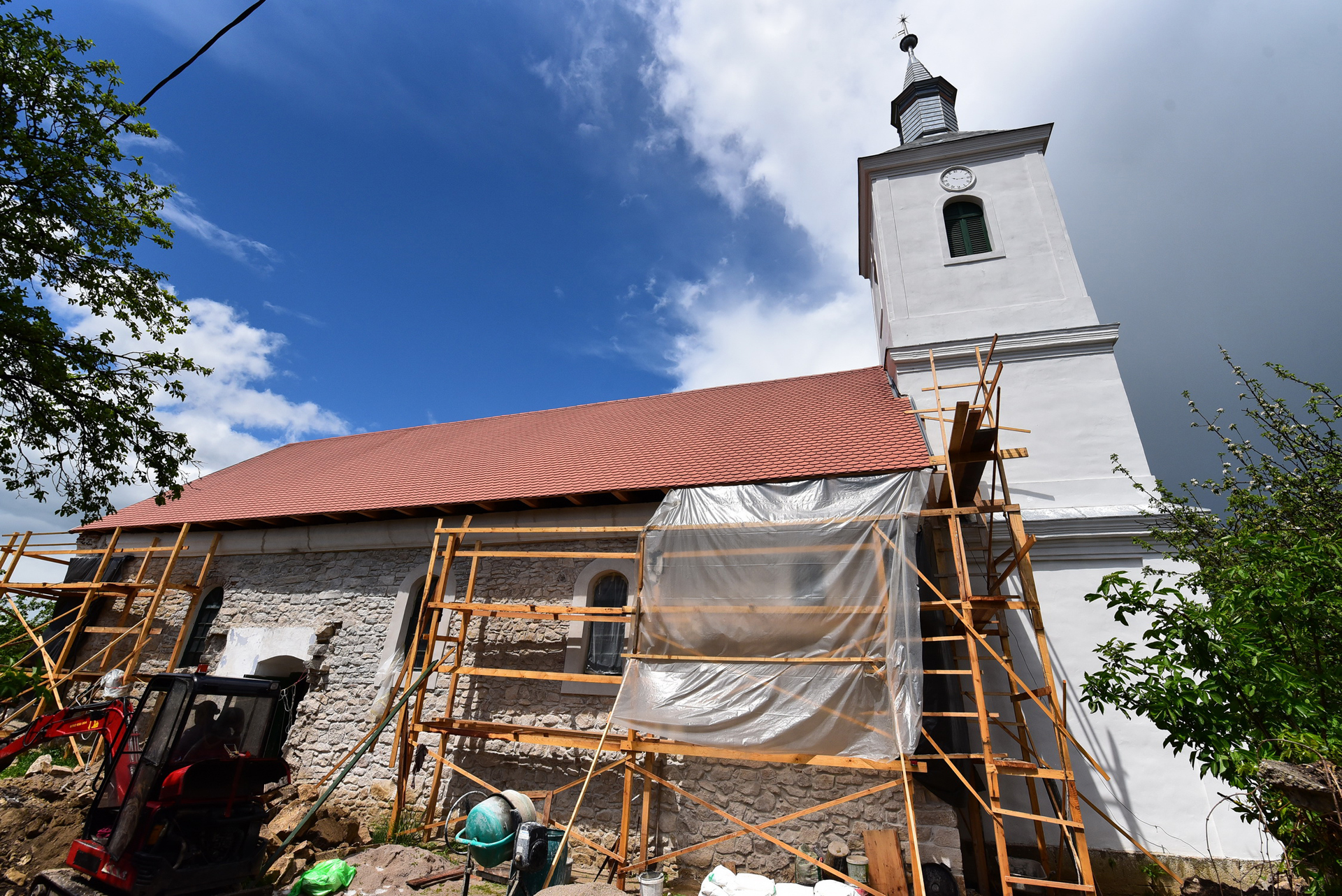 Feltárták a sztánai református templom Árpád-kori elődjét