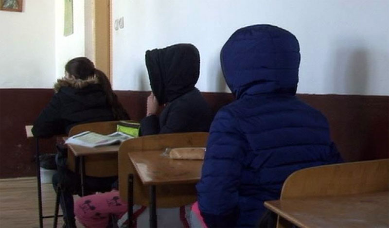 Tanügyminiszter: semmi sem indokolja a hőmérséklet csökkentését az iskolákban