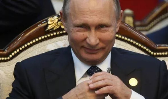 Kreml: Putyin nyitott marad a tárgyalásra
