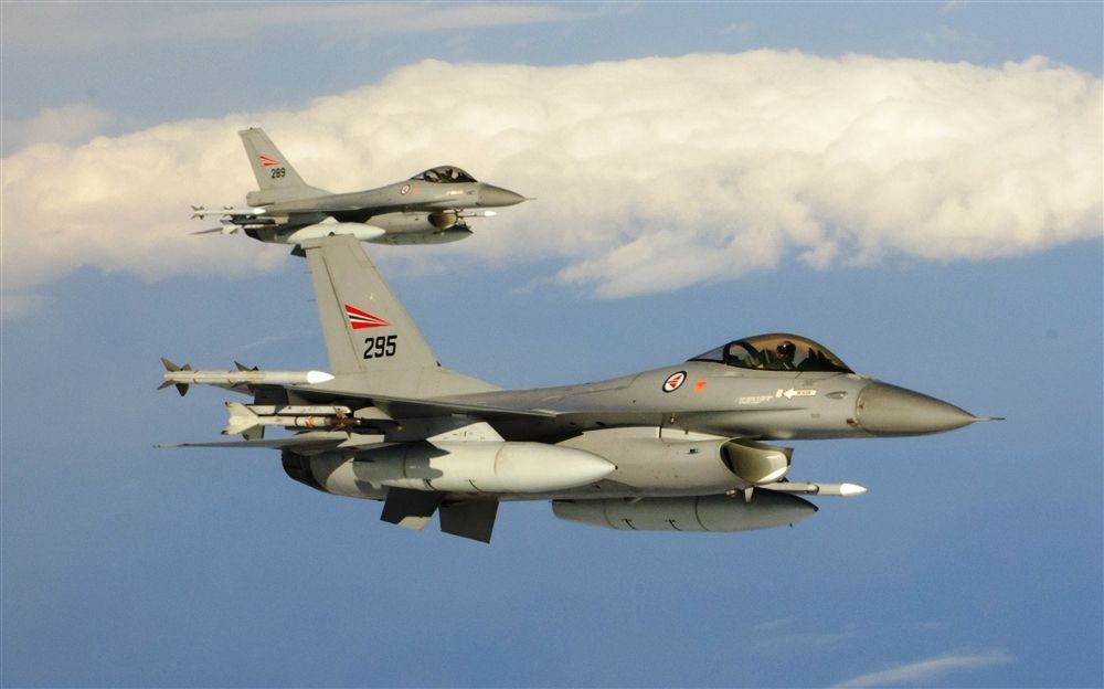 Megérkeztek a Norvégiától vásárolt első F-16-os harci repülők