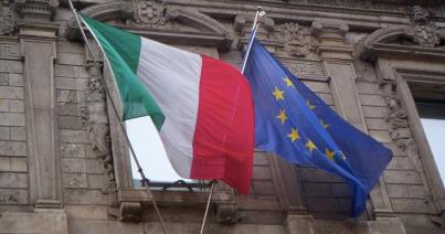 Negatívra rontotta Olaszország államadós-osztályzatának kilátását a Standard &amp; Poor's