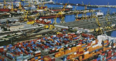 Tizenhat százalékkal nőtt a külkereskedelem mérleg hiánya