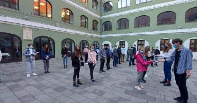 Nem vagytok egyedül! – Refis maturandusok ajándéka a kolozsvári magyar nyolcadikosoknak
