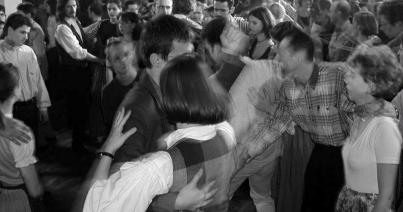 Kiállítással ünneplik a 45 éves kolozsvári táncházmozgalmat