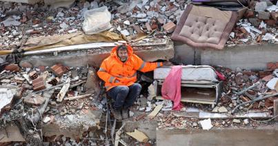 Törökországi és szíriai földrengés: közelít a tízezerhez az áldozatok száma