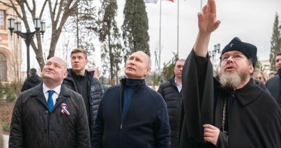 Váratlanul a Krímbe látogatott Putyin a félsziget elcsatolásának 9. évfordulóján