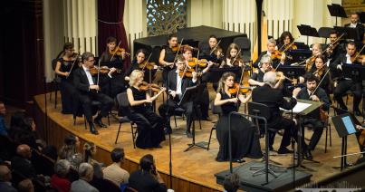 Derűs szerenád, kortárs hangzatok, fantáziavilág  – filharmóniakoncert a tökéletesség jegyében