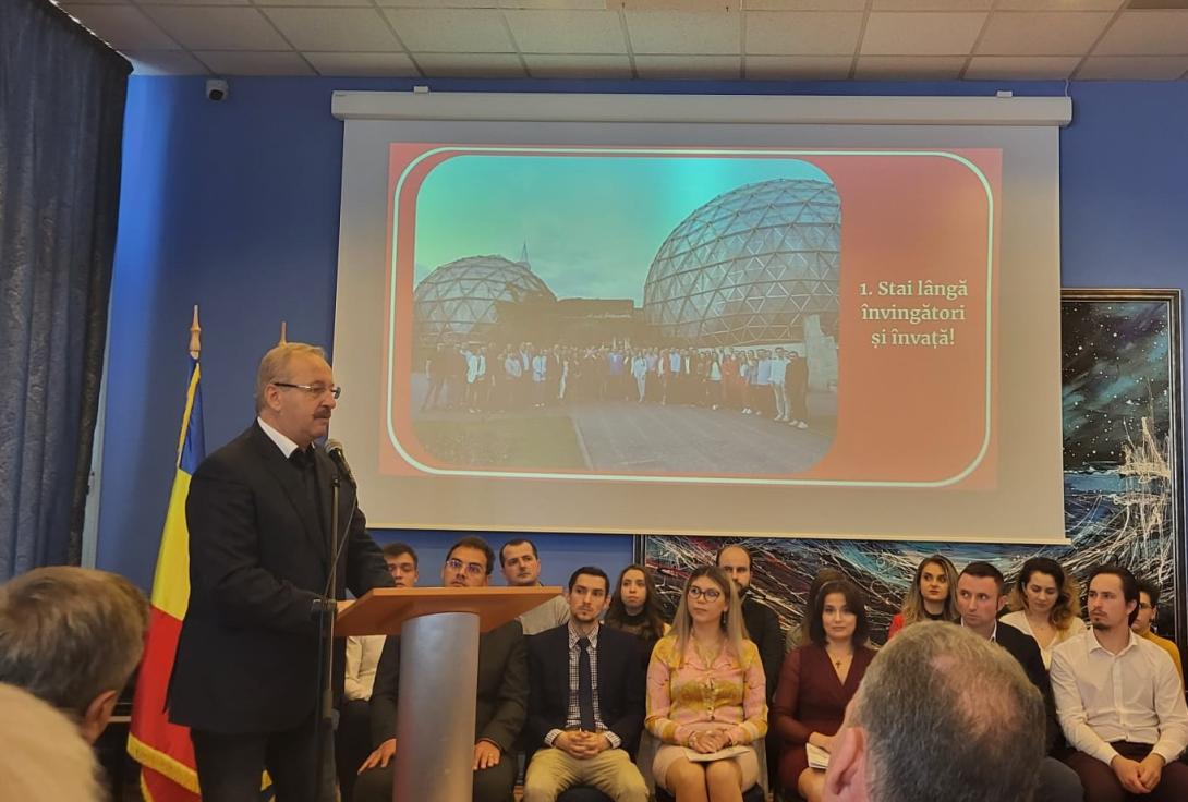 Elmarad Dîncu számonkérése - magyarázatot várnak a minisztertől a háborúra vonatkozó kijelentései miatt