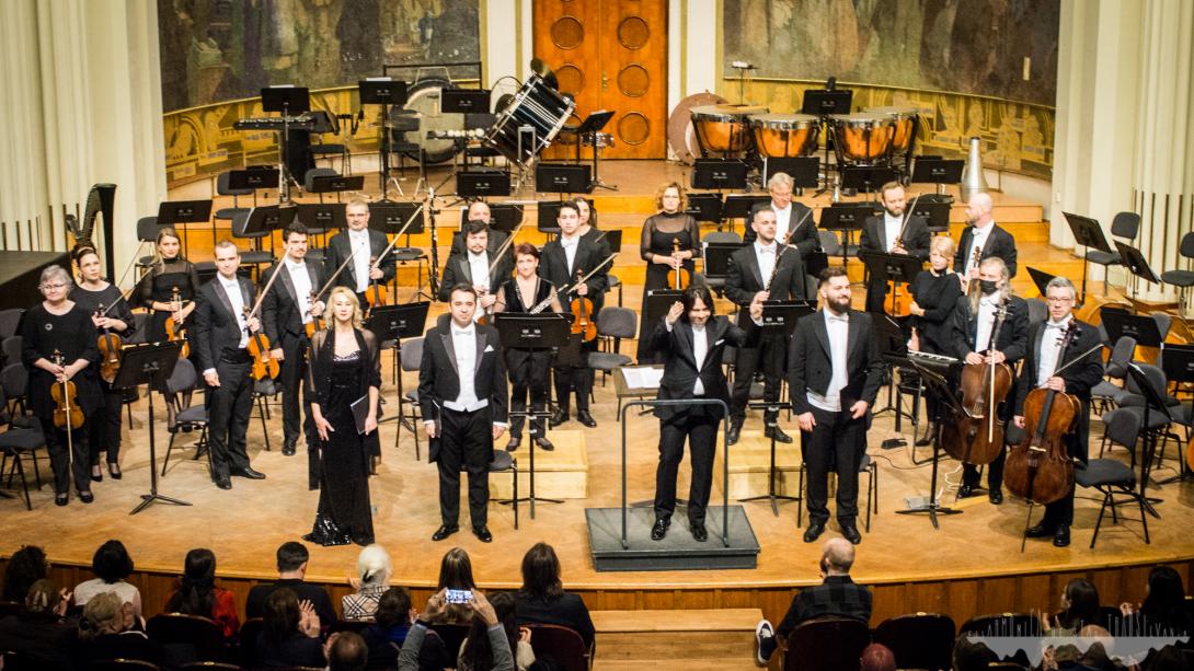 Koráldallam, modern zene és Stradivari-hegedű – év eleji vokálszimfonikus hangverseny