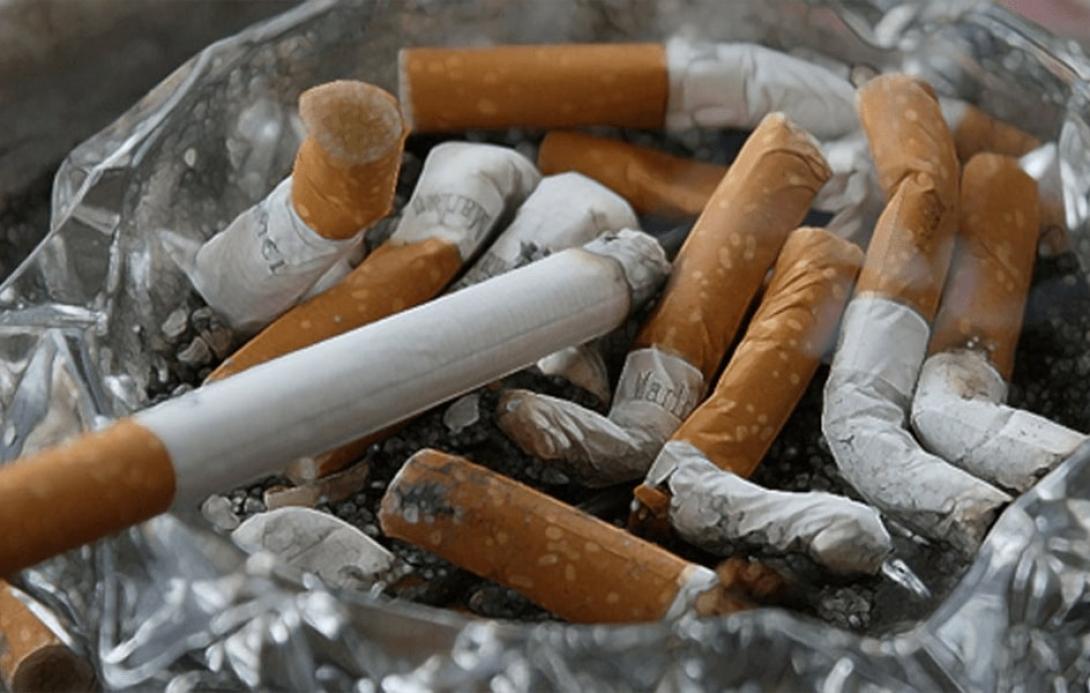Tilos a kiskorúak dohányzása közterületen