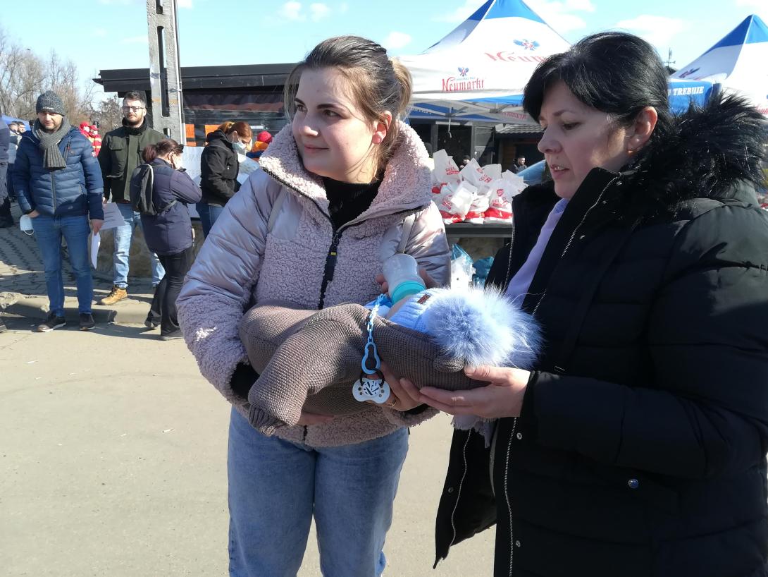 Közel 7500 ukrán állampolgár érkezett szombaton Romániába