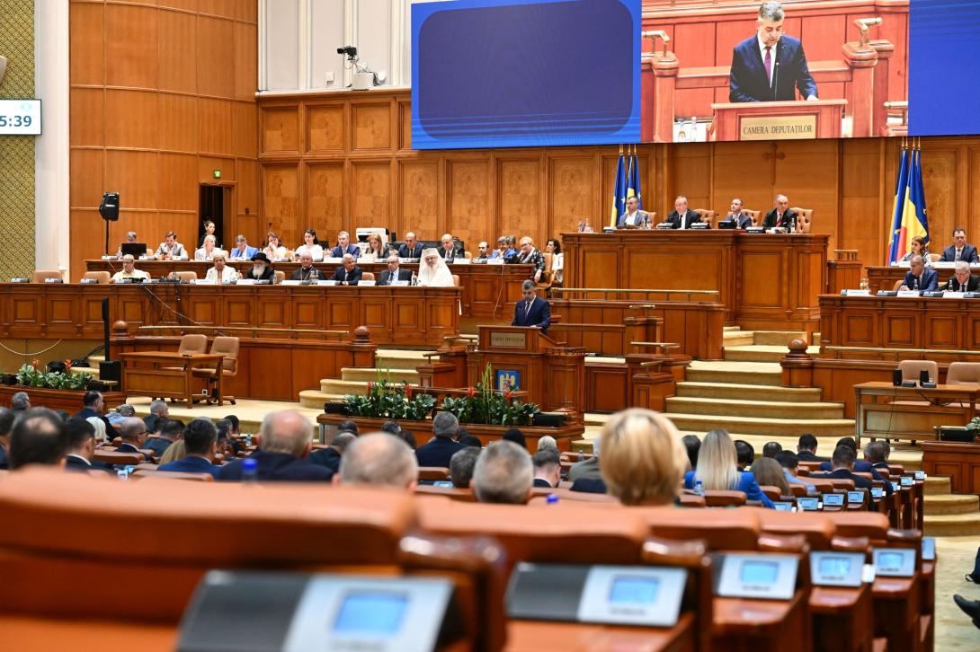 Bizalmat szavazott a parlament a Marcel Ciolacu vezette kormánynak