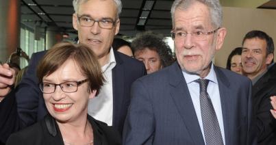 Ausztria: Van der Bellen vezeti az országot a következő hat évben