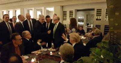 Dragnea perrel fenyegeti azokat, akik azt állították, fizetett, hogy Trumppal fényképezkedjen