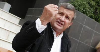 Kihallgatta a legfőbb ügyészség Mircea Dinescut a forradalom ügyében