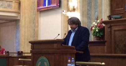 Goțiu: Ionuț Țene „szabadidejében” folytatott gyalázkodásai Boc-ra és a tanácsra is rossz fényt vetnek