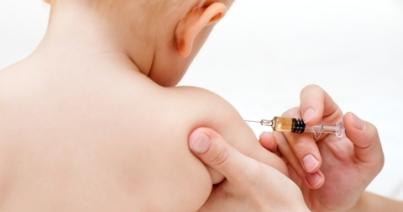 Kiosztják a hatkomponensű oltások első adagját