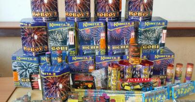 Közel 15 tonna pirotechnikai terméket kobozott el a rendőrség