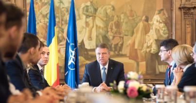 A Cotroceni-palotában a pártok. Ki lesz az új miniszterelnök?
