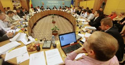 Decentralizált államot és valós önkormányzatiságot akar az RMDSZ