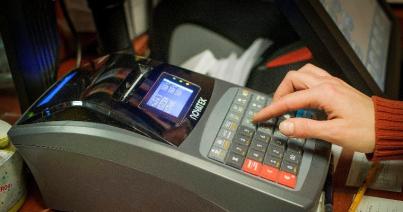 Cukrosbácsi adóhivatal: haladék a cégeknek