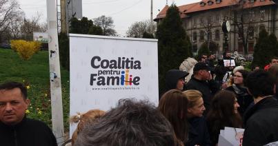 Népszavazás - Felületesen és szakszerűtlenül szervezték meg a referendumot - vélekedik a Koalíció a Családért szervezet.