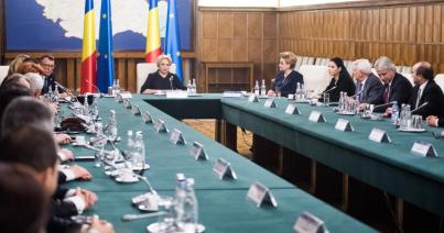 Elfogadta a kormány az igazságügyi törvényeket módosító sürgősségi kormányrendeletet