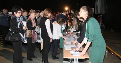 VIDEÓ - RMDSZ-kongresszus - Kisebb tülekedés a szavazásnál