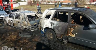 VIDEÓ - Leégett egy személygépkocsi a Răsăritului utcában (FRISSÍTVE)