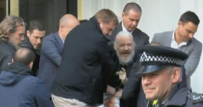 Őrizetbe vették a WikiLeaks alapítóját