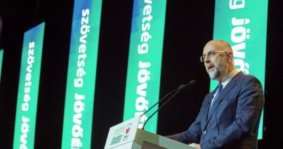 Kelemen: diverziókeltés az erdélyi magyarok kettős szavazásával való riogatás - Băsescuék mellé Gyurcsányék is felsorakoztak