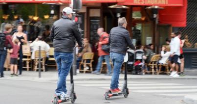 Halálos baleset történt elektromos rollerrel Párizsban