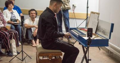 Könnycsepp hangú hangszer és Bach legendák