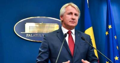 Korlátoznák a különleges nyugdíjakat és az utazási kedvezményt