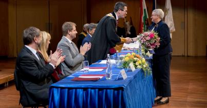 Honorary Professor cím Bitay Enikőnek