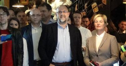 VIDEÓ - Hogyan reagál Kelemen Hunor az exit poll eredményeire?