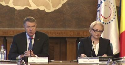 Iohannis és Dăncilă vita helyett párhuzamos rendezvényeken támadták egymást