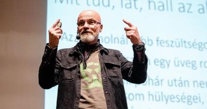 Dr. Zacher Gábor Kolozsváron: Sokkal több az okostelefon, mint az okos ember