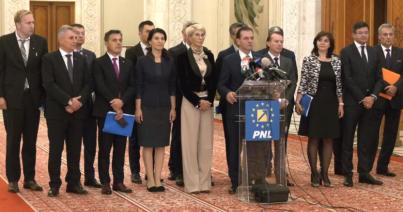 Az első teszteredmények szerint nem fertőzöttek a kormány tagjai