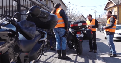 Motoros futárok segítségét is lehet kérni