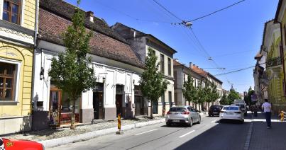 Kizöldült a Jókai és Majális utca