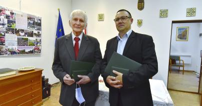 Zenetudós és mezőségi  hagyományőrző elismerése
