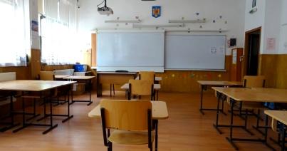 Hétfőn, szeptember 7-én megvizsgálják a járványhelyzetet, és annak alapján döntenek az iskolakezdésről