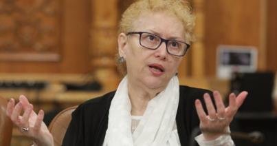 Weber: a szülőkre kellett volna bízni a döntést