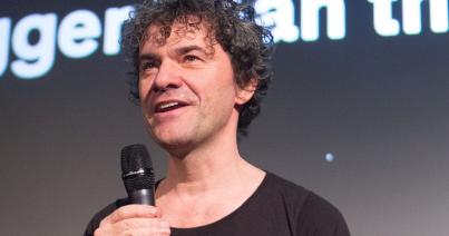 Mark Cousins veheti át elsőként az EFA innovatív történetmesélésért járó új díját