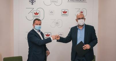 Megszületett az írásos megállapodás  az RMDSZ és az EMSZ között