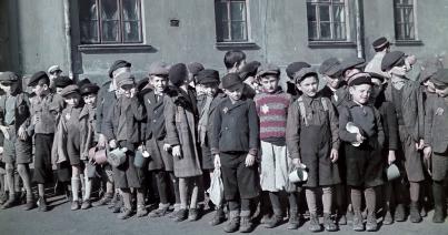 Borzalom pasztell-színekben – Heti Fortepan rovat