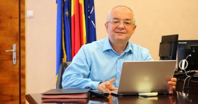 Boc győzelme - Ki hozza létre az oltásközpontokat?