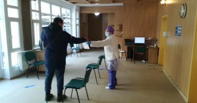 Eddig 3800 pedagógust oltottak be